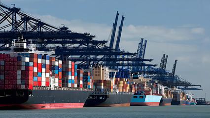 美加貿(mào)易戰(zhàn)硝煙再起 特朗普對(duì)加拿大鋼鋁征收50%關(guān)稅，北美貿(mào)易格局面臨重構(gòu)